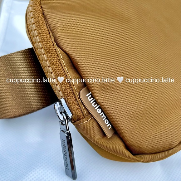 🤎NWT🤎Lululemon Athletica Everywhere Belt Bag in Burnt Caramel - Extended Strap - Picture 5 of 14